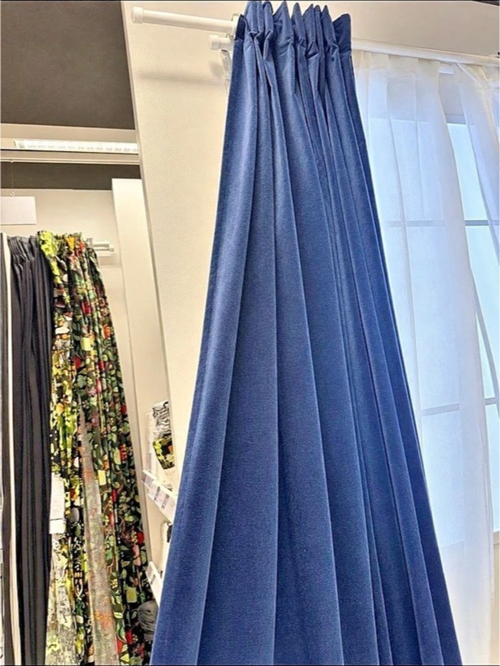 GINSTMOTT Dark Blue velvet Pleated Curtains 140 x 300 cm NWT